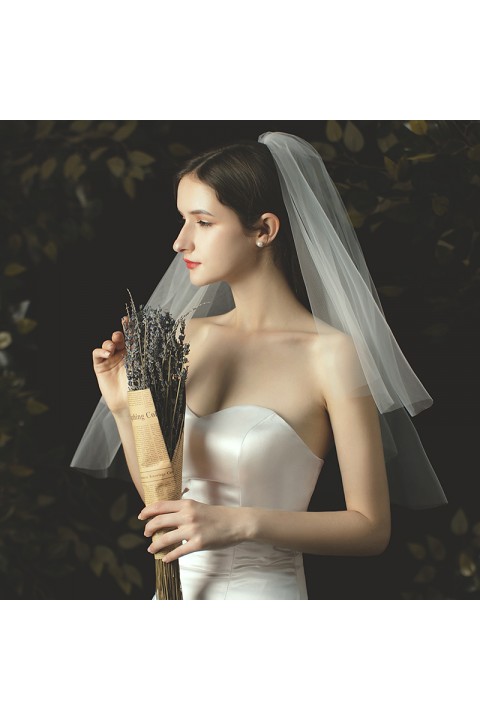 Simple Two-Tier Short Bridal Veil with Comb